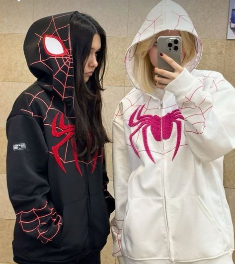 Spider Printed Aesthetic Hoodie