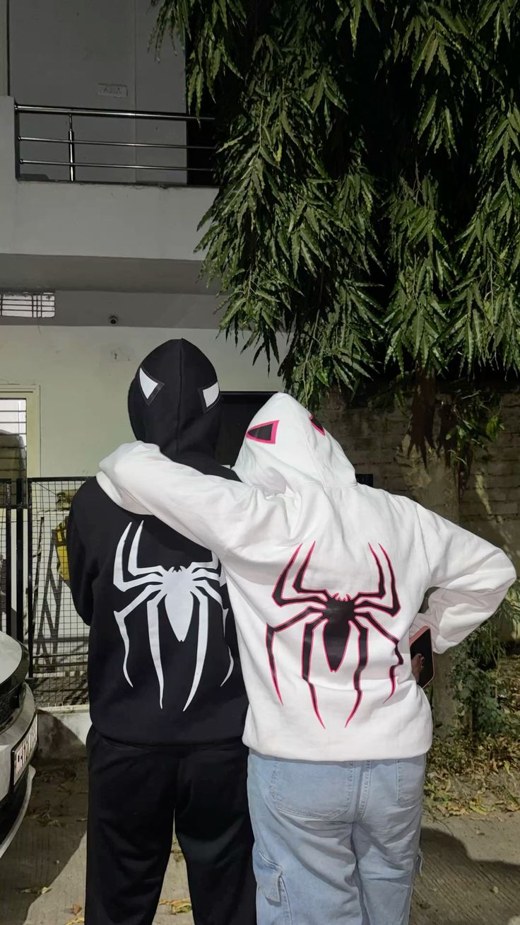 Spider Printed Aesthetic Hoodie